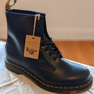 Dr. Martens 1460 8-Eye Smooth Boot (NEW) Standard